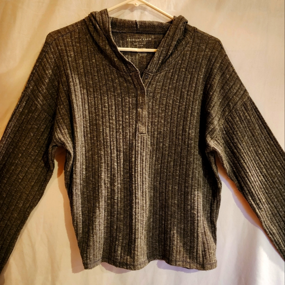 American Eagle green hooded pullover M